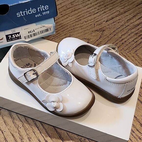 Stride rite toddler 7.5 W Mary Jane white shoes with velcro straps - Picture 1 of 9